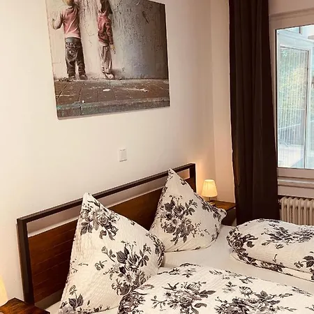 Christine Guest house *